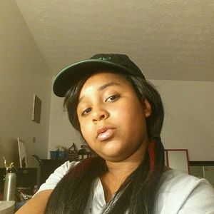 Meet your Posher, Skylar